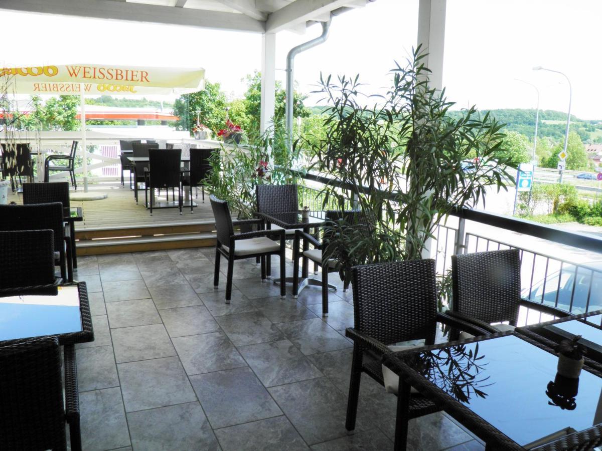 Donau-Hotel Sinzing Esterno foto