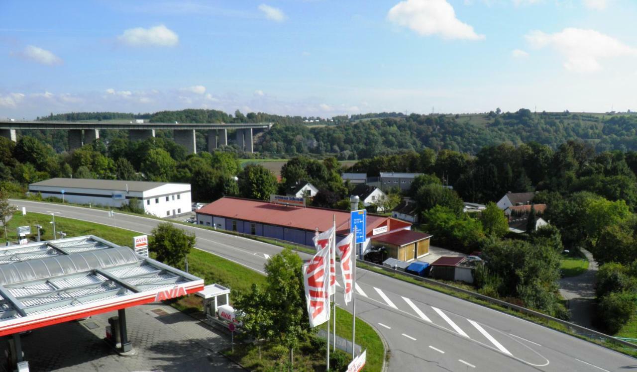 Donau-Hotel Sinzing Esterno foto